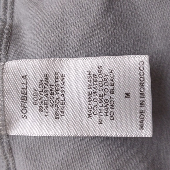 Sofibella top long sleeve tennis top with high neckline. Piping accent. - Picture 4 of 4